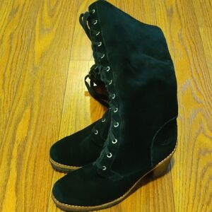 UGG Black Lace Up Boots with Suede Finish Used